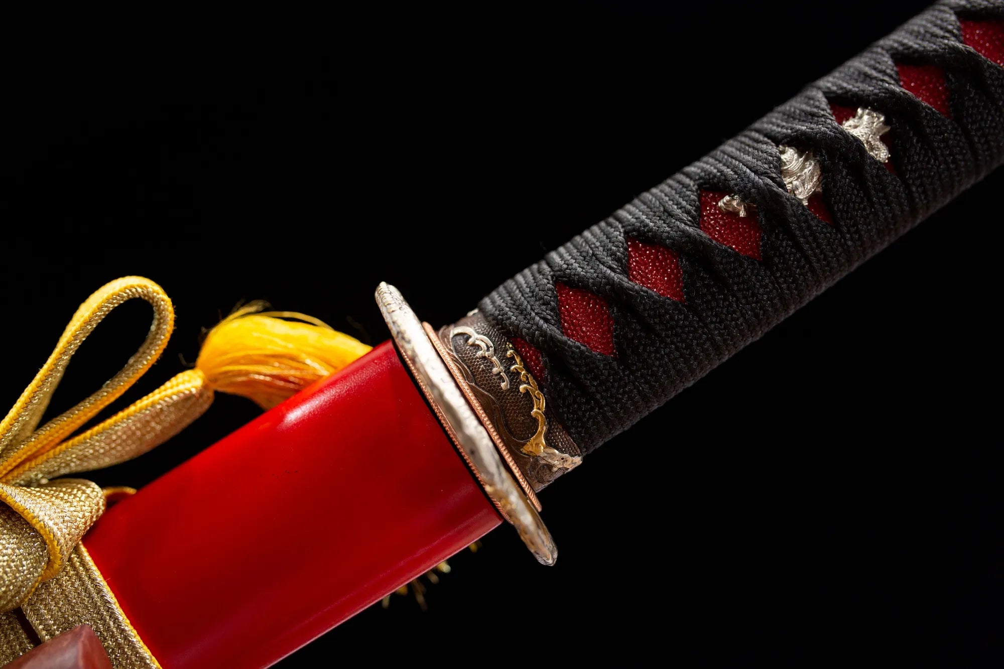Auspicious Dragon katana