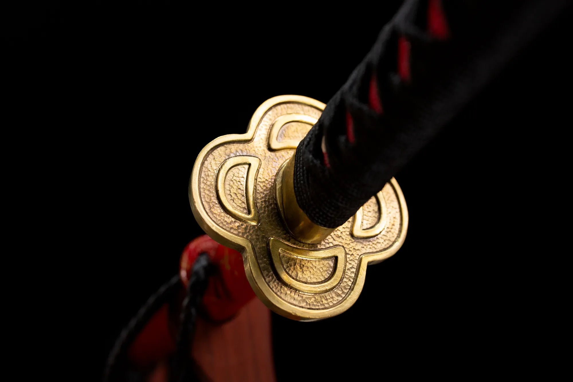 Ichigo Hitofuri katana tsuba