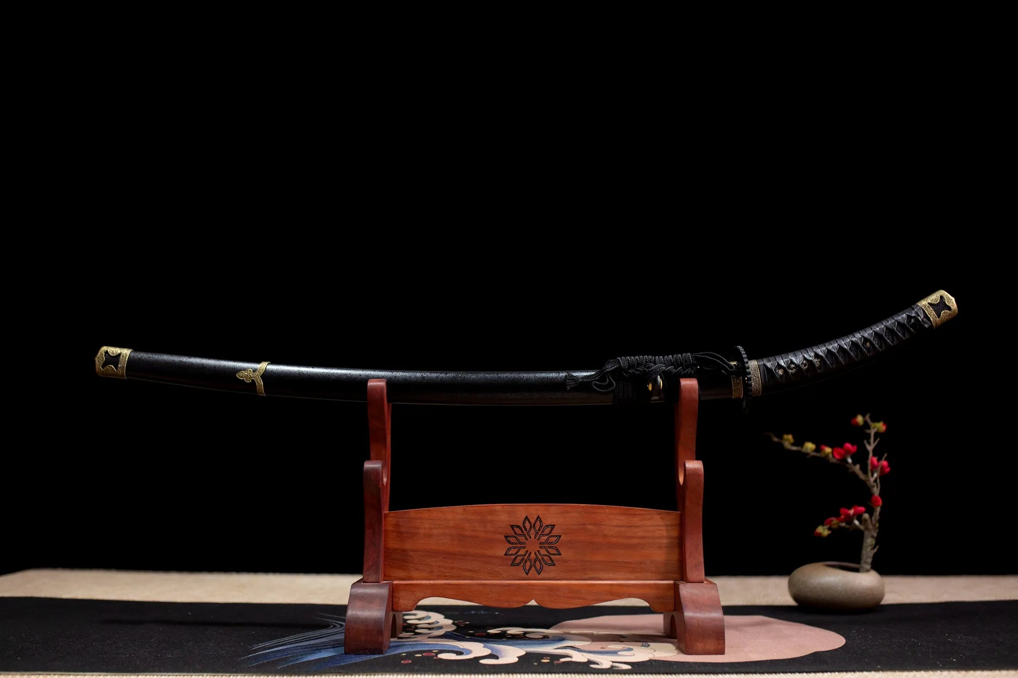 black tachi sword vs katana