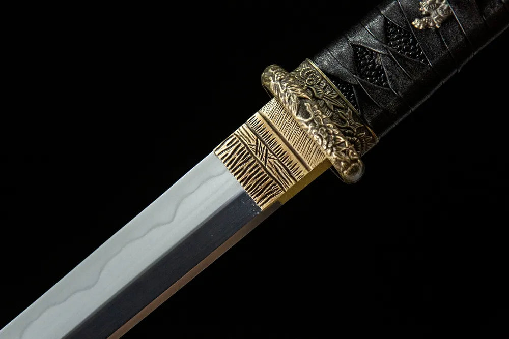 Acalanatha Tanto upper blade detail, Gunome hamon near tsuba T8 steel