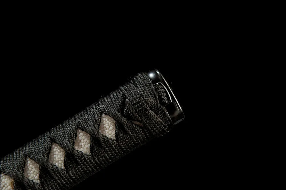 Black Edge Katana handle closeup, Moro-hineri-maki silk wrap texture