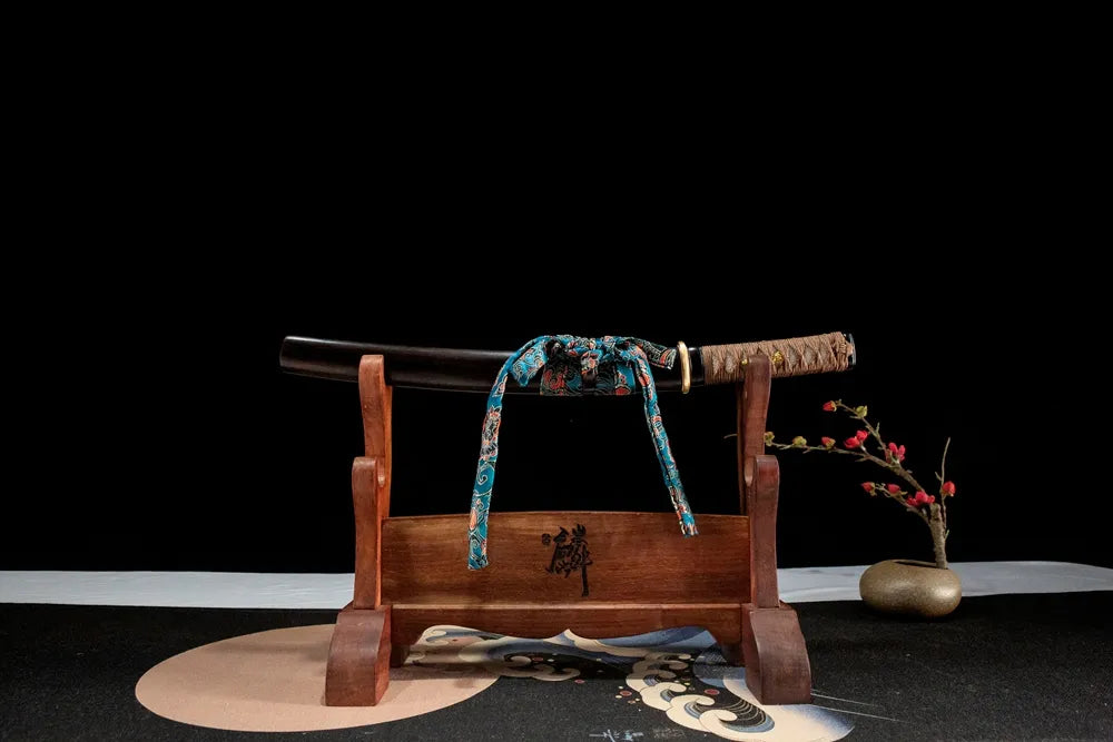 Night Wakizashi straight front view, traditional Japanese wakizashi