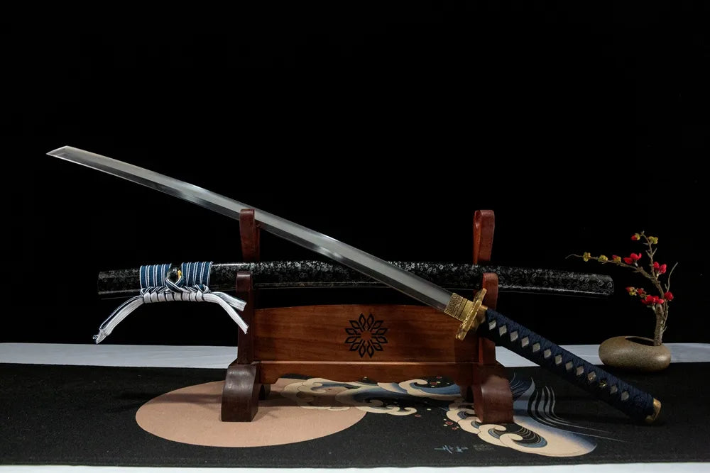 Azure Wind Katana 45-degree view, clay tempered fine polished T10 steel blade