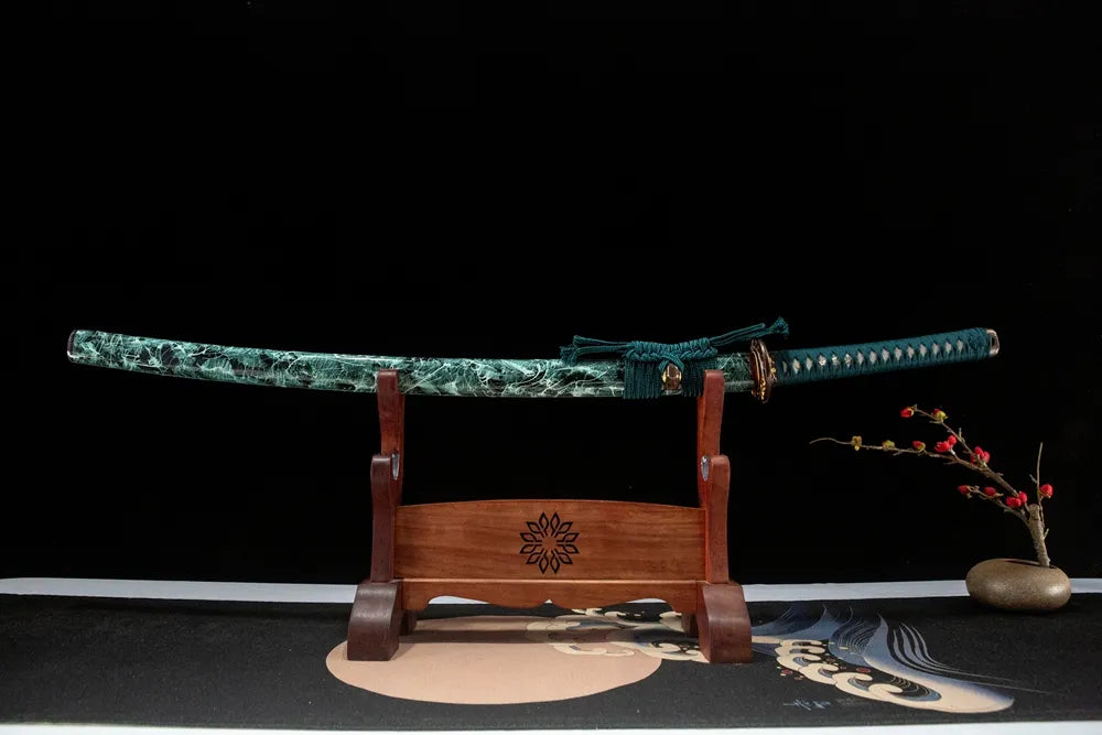 Horizontal front display disassemblable T10 notare mid-tier collectible katana