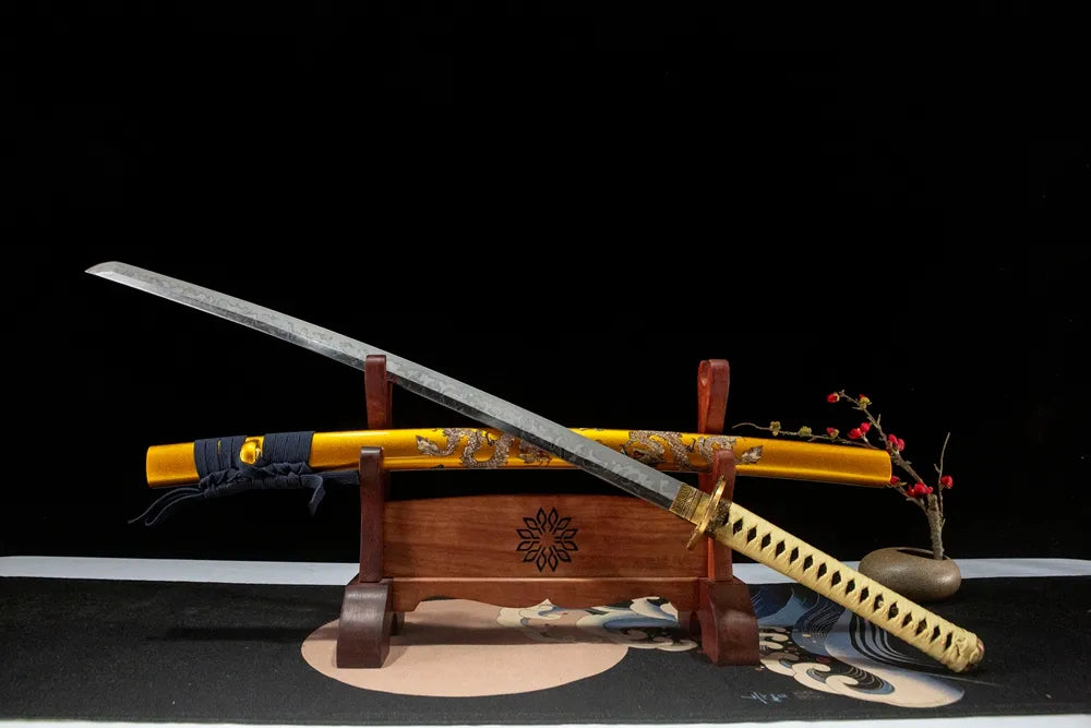 45° unsheathed front view shinogizukuri real yokote sharp functional hitatsura blade