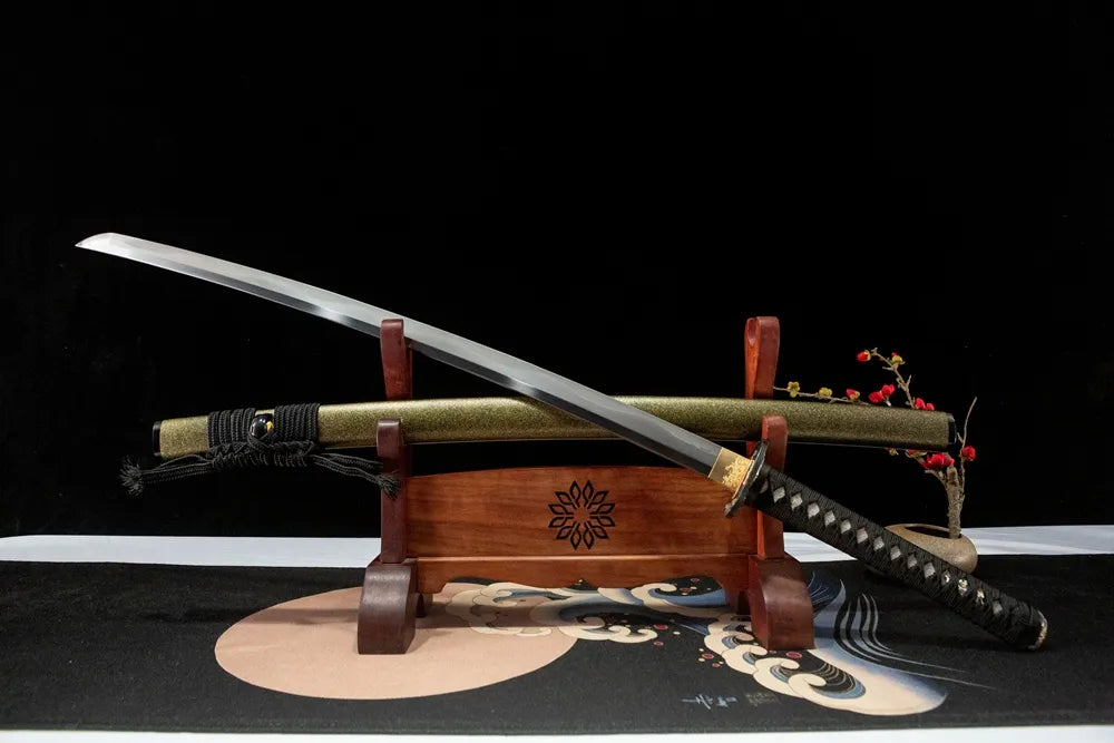 Unsheathed Qiuniu horizontal shot T10 clay tempered soft notare wave maru blade