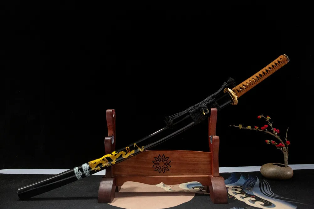 45-degree front view Dragon Soul Katana sheathed solid wood paint saya coarse cotton sageo