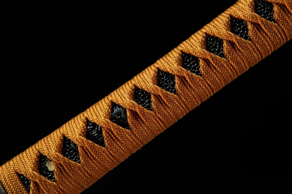 Middle handle front shot fake rayskin under woven cotton ito