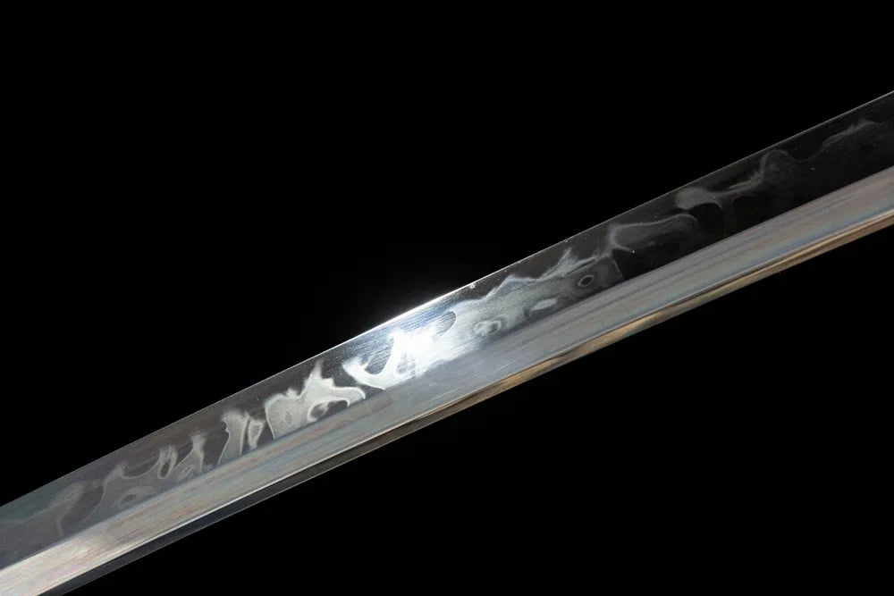 Middle blade detail misty cloud hitatsura temper grain flawless mirror polish surface
