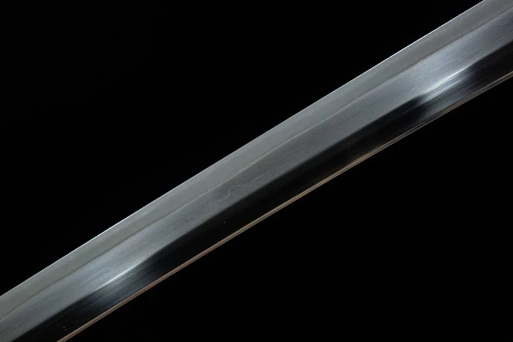 Middle blade detail Dancing Crane continuous straight temper line tricolor fine grinding texture