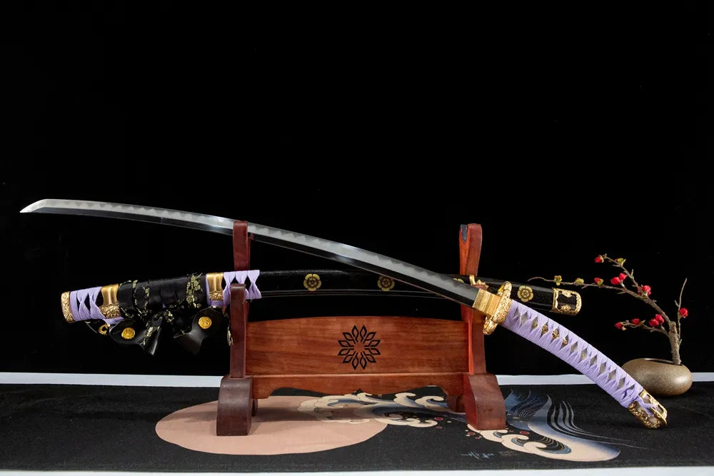 45° unsheathed front view Fierce Tiger real yokote sharp shinogizukuri blade