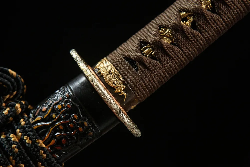 Fuchi collar closeup Battle Dragon Wakizashi silver gilded solid copper dragon relief ring