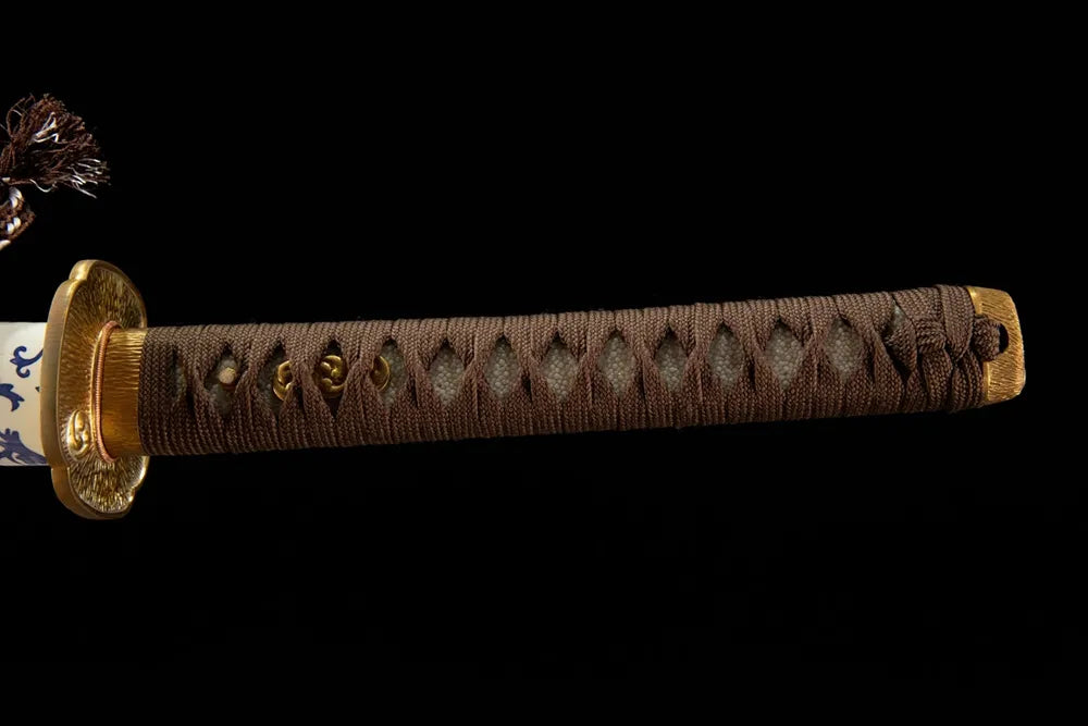 Full moro-hineri tsuka front view genuine rayskin plain copper fuchi kashira