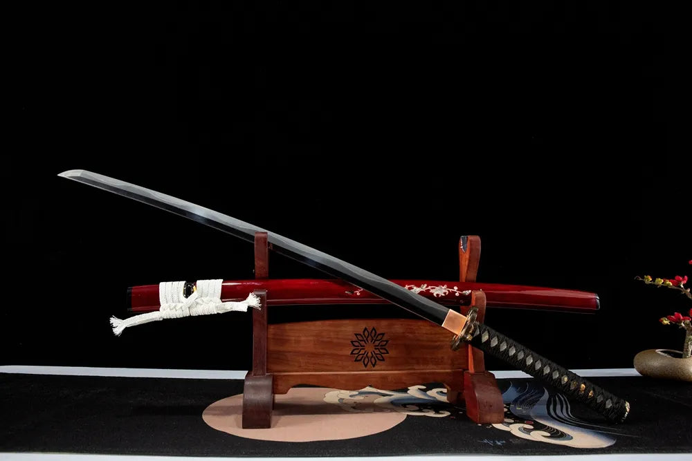 45° unsheathed front view real yokote shinogizukuri fully sharp blade