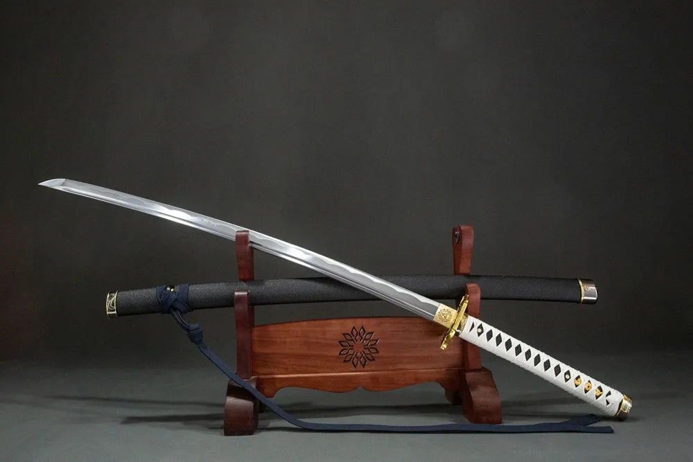 45° unsheathed front view Yamato functional optional sharp shinogizukuri training blade