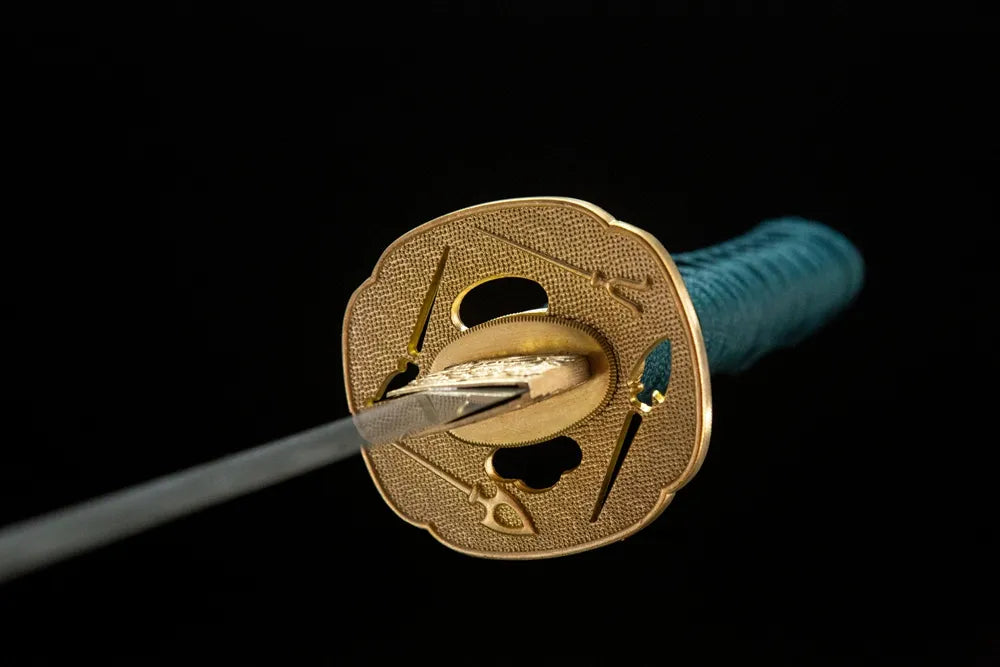 Small round plain solid copper wakizashi hand guard front side