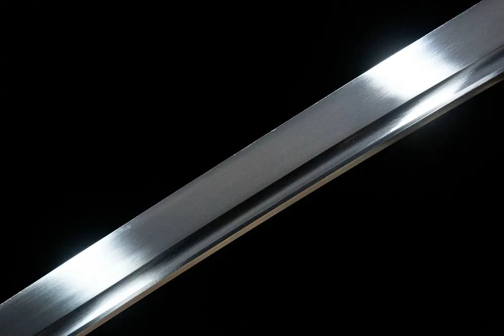 Middle blade detail Magic Rabbit smooth maru-gitae polished blade surface