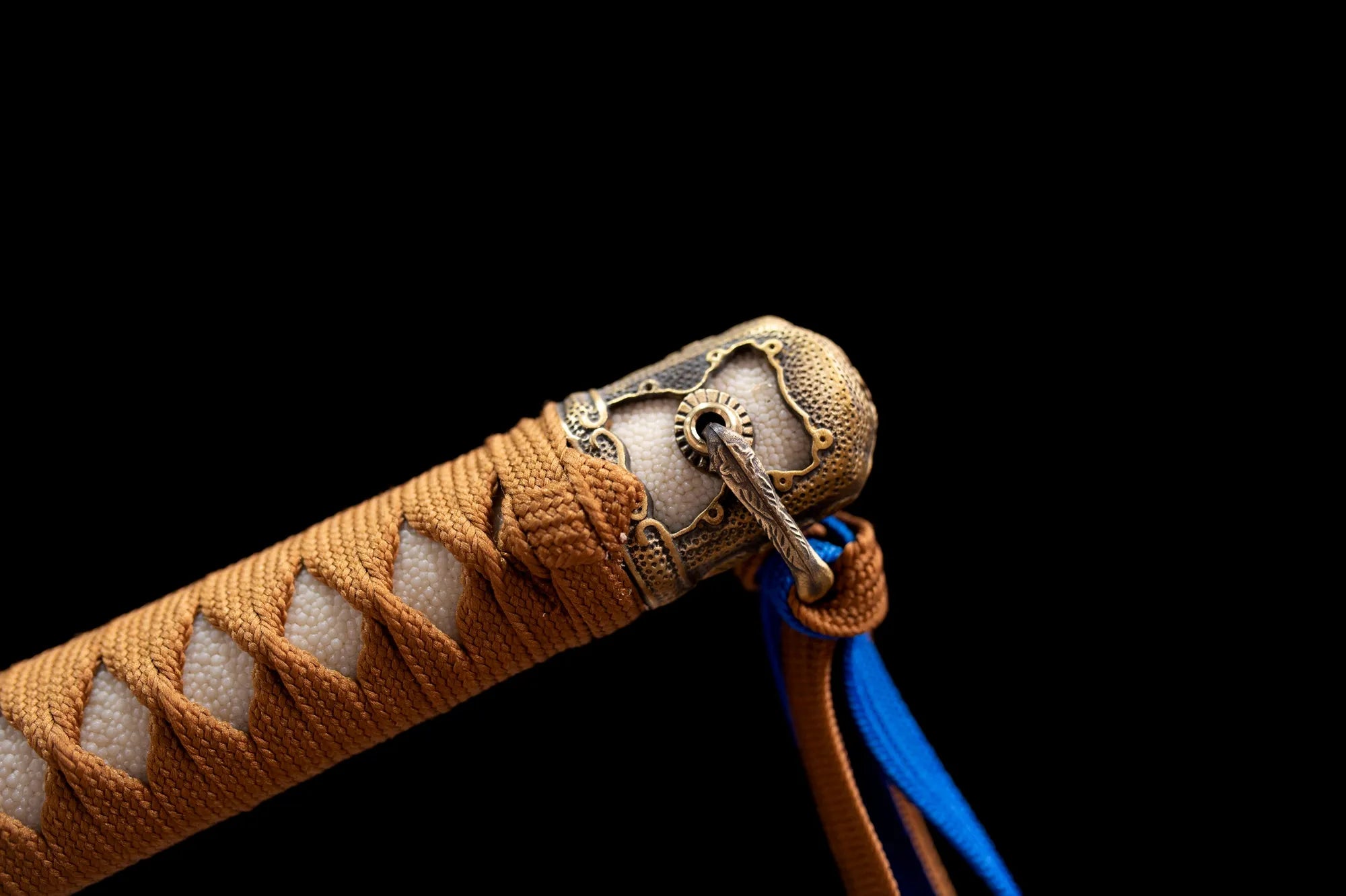 command saber