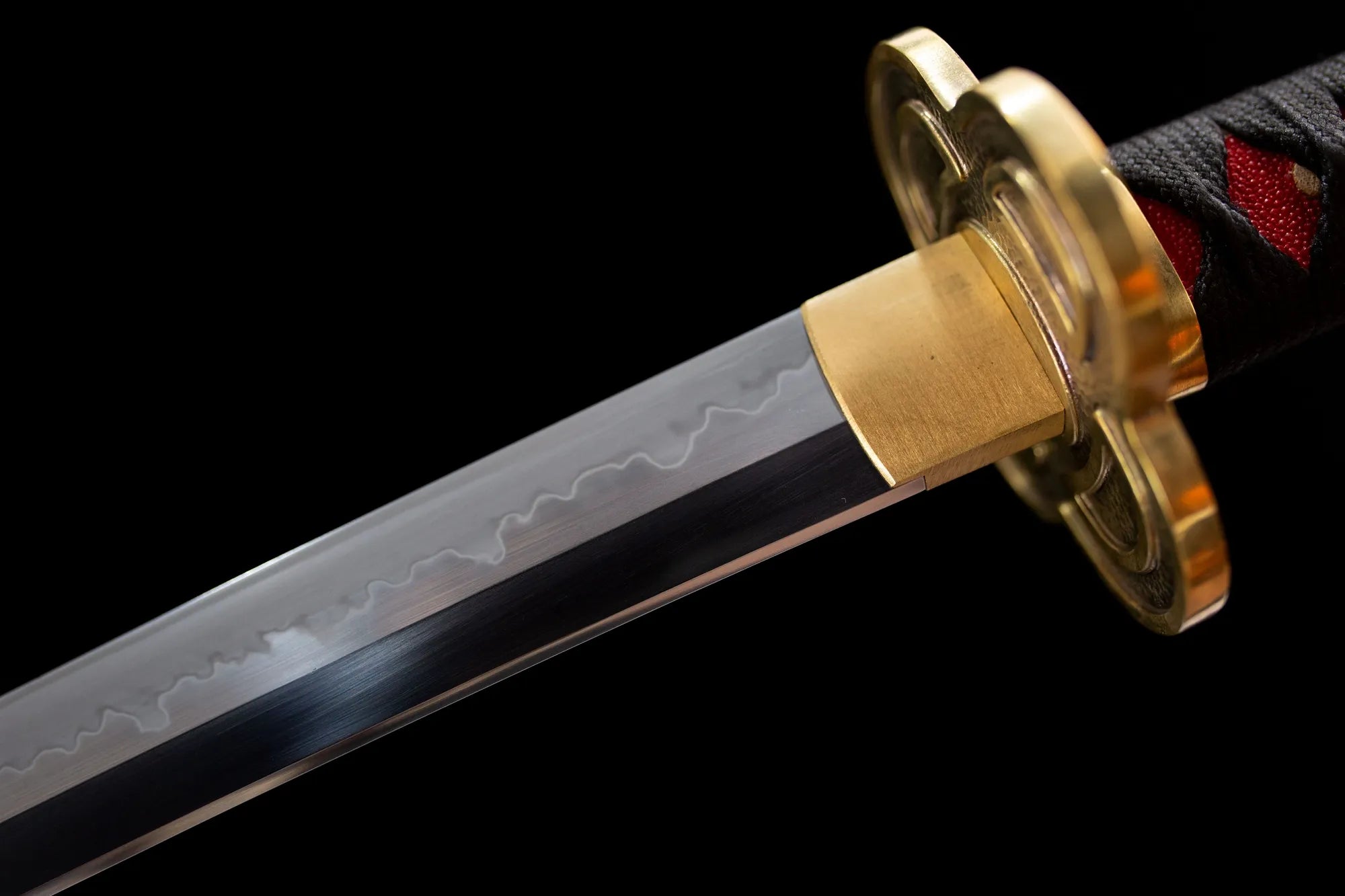 Ichigo Hitofuri katana hamon