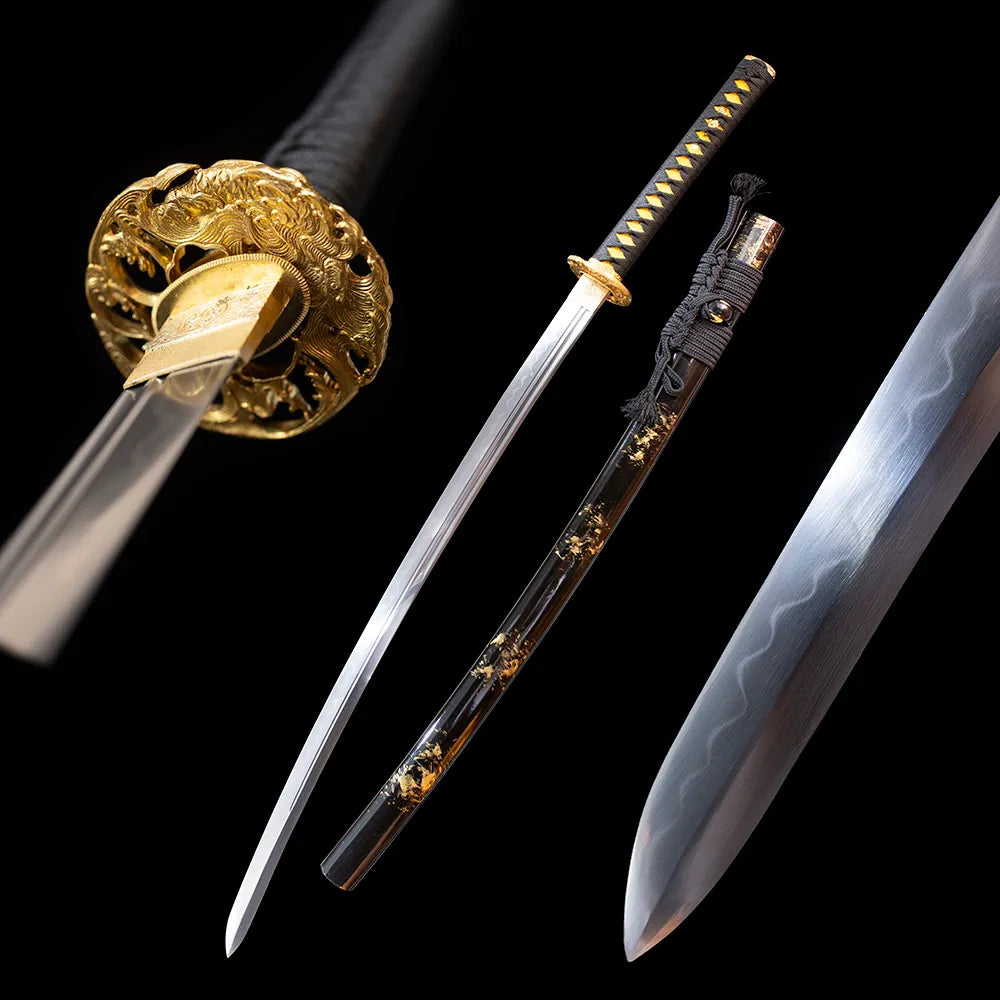 Spray‑Kogarasu‑Maru‑Katana spray‑kogarasu‑maru ancient‑raven‑legend‑motif samurai katana drawn T10 sanbonsugi three‑cedar‑tree flowing hamon blade jet‑black scattered‑gold‑raven‑plume saya full black‑background studio shot