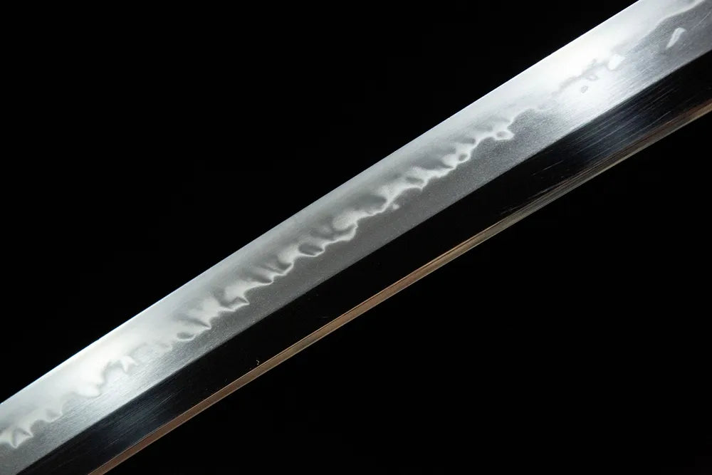 Floating Clouds Katana blade middle section cloud pattern and natural hamon