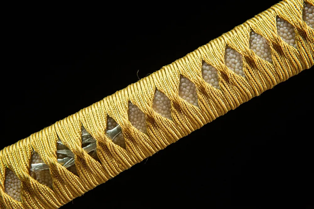 Unprecedented Katana handle copper gilding silver menuki ornament