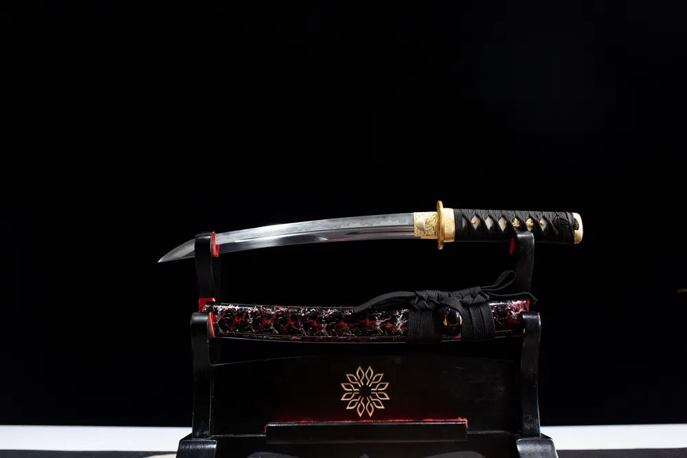Flat display fully drawn T10 choji clay tempered short blade