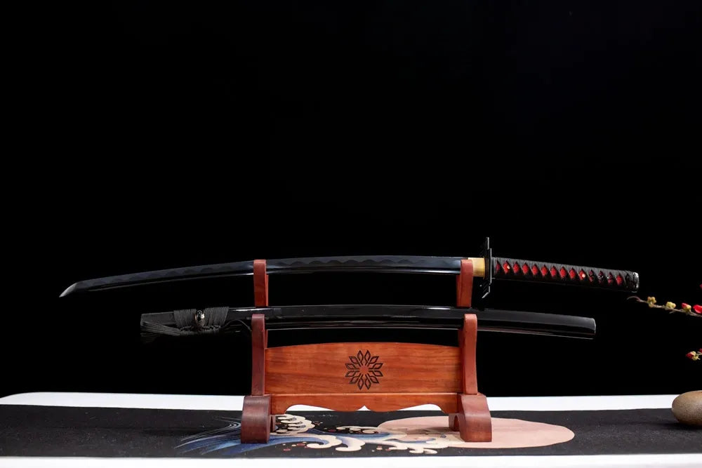Tensa Zangetsu Katana – BLEACH Ichigo T10 Black Wave Hamon Square Tsuba Red Ray Tsuka Black Saya Anime Sword