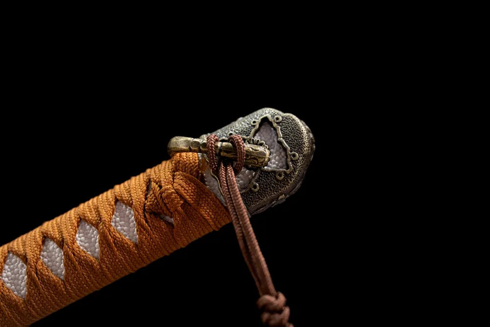 Middle orange‑brown ito real‑fish‑skin samekawa inner‑lining woven texture front‑detail view
