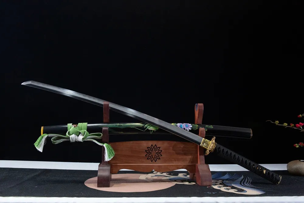 45° unsheathed front view shinogizukuri damascus sharp premium cutting edge