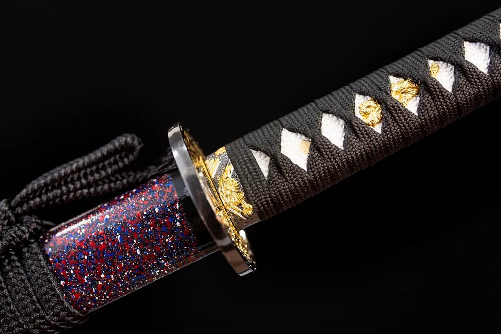 Plum‑blossom‑scroll‑relief gilded‑alloy fuchi grip‑ring macro close‑up‑long katana