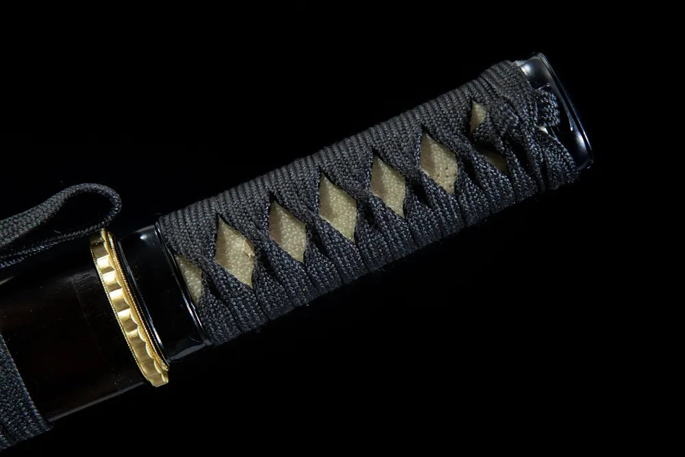 Full ray skin wrapped tsuka front shot
