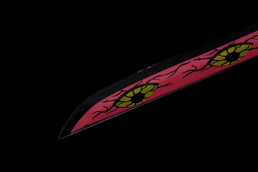 Sharp demon‑style kissaki Kokushibo kyokokukamusari blade tip close view