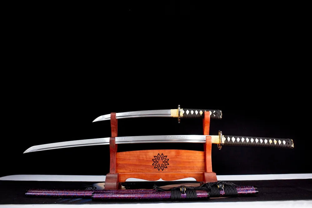 Double Knife Set Sheath Overall Panoramic View
