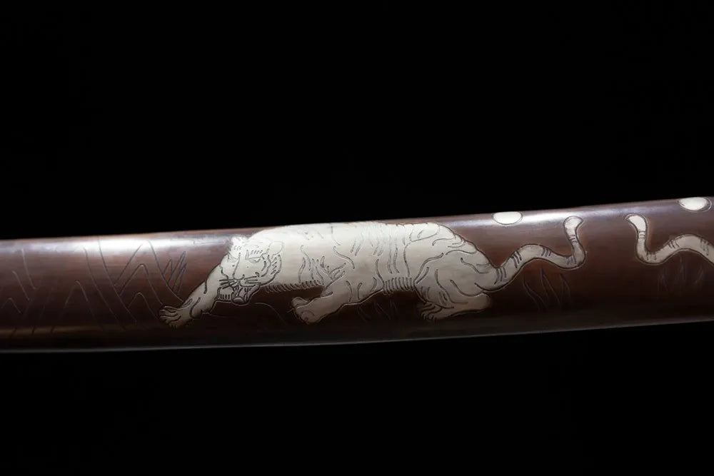 Mid‑section brown hardwood lacquer katana saya silver‑etched running‑tiger beast‑art graphic texture close‑up
