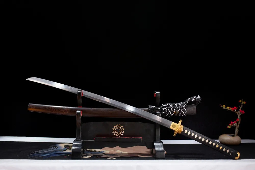 45‑angle open full‑size Comet‑Katana comet‑meteor cosmic‑astronomy‑celestial‑motif samurai katana two‑layer wooden stand front view