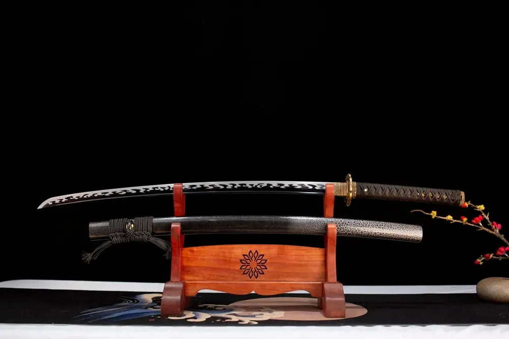 Flat fully‑drawn 1060 oil‑quenched taganeha‑baked‑black Hell‑Katana blade wooden rack front shot