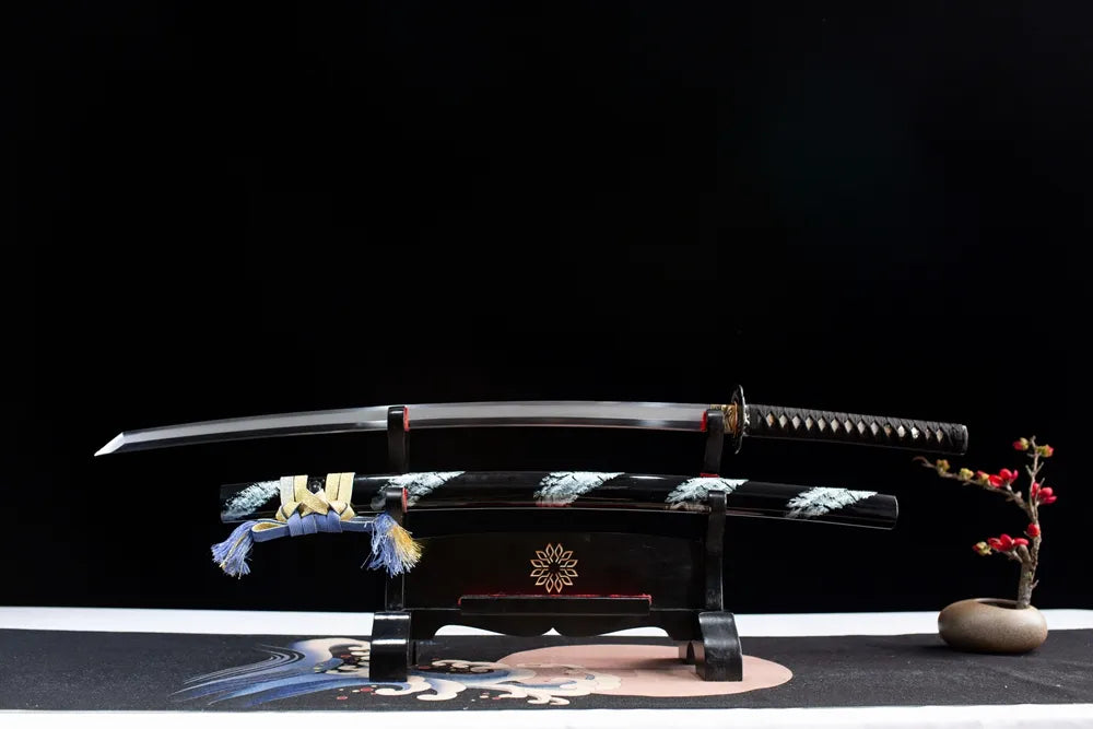Flat display fully drawn polished T10 choji tempered blade with crane katana set
