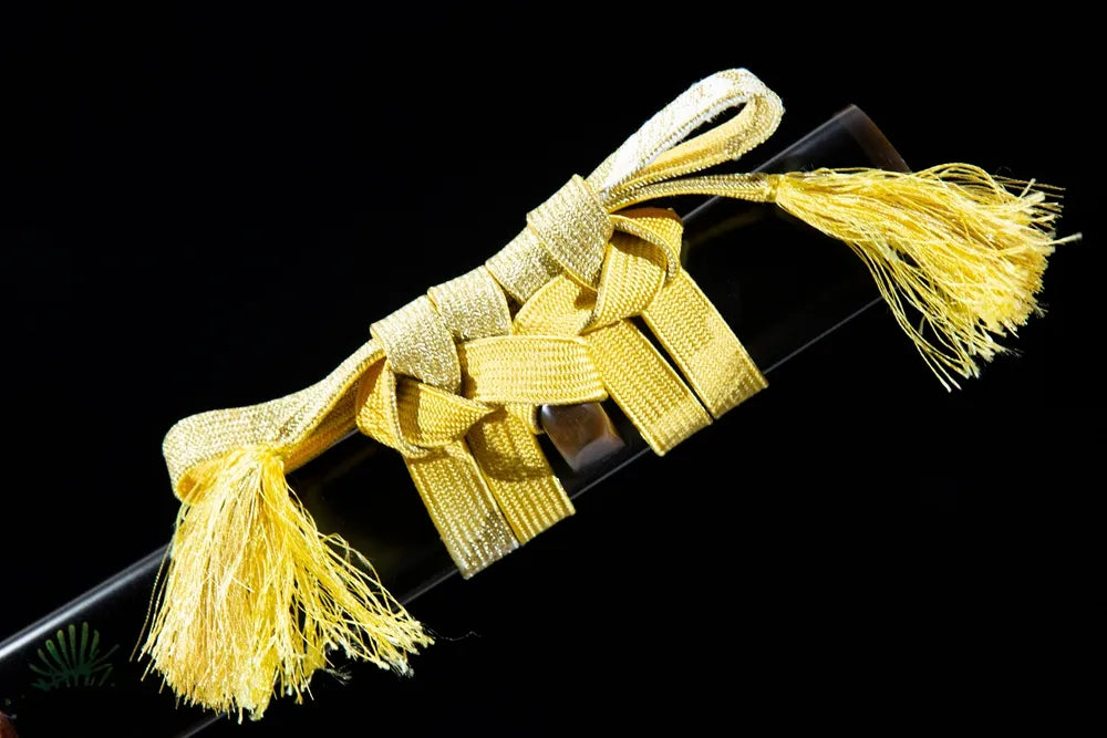 Golden ronin sage cord close-up