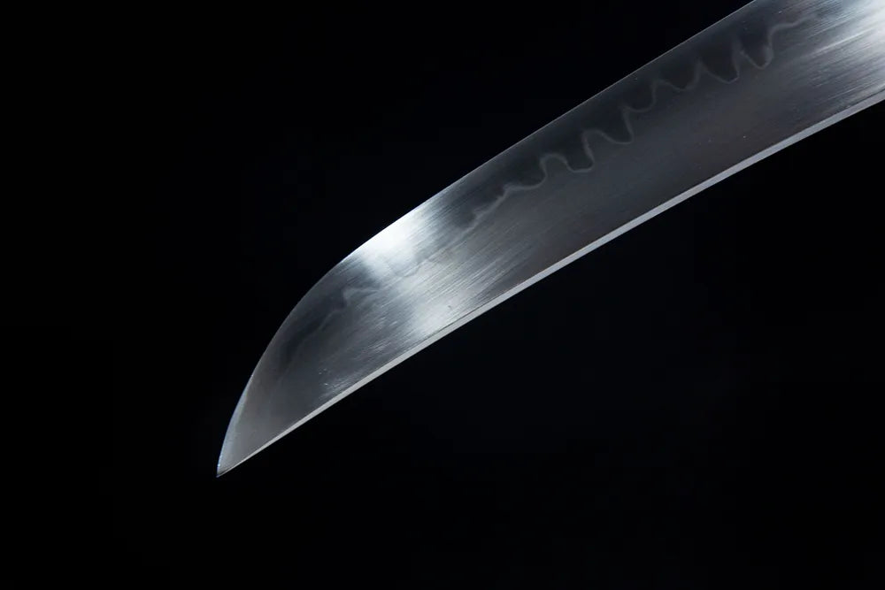 Sharp tanto kissaki tip close view