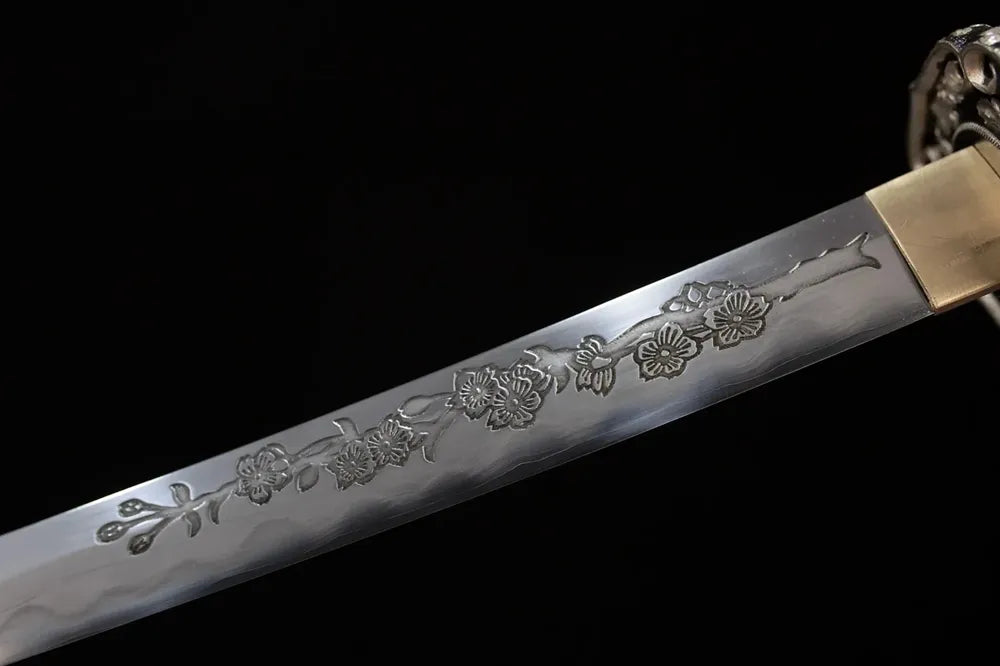 Exhibition of Plum Blossom Pattern Carving
