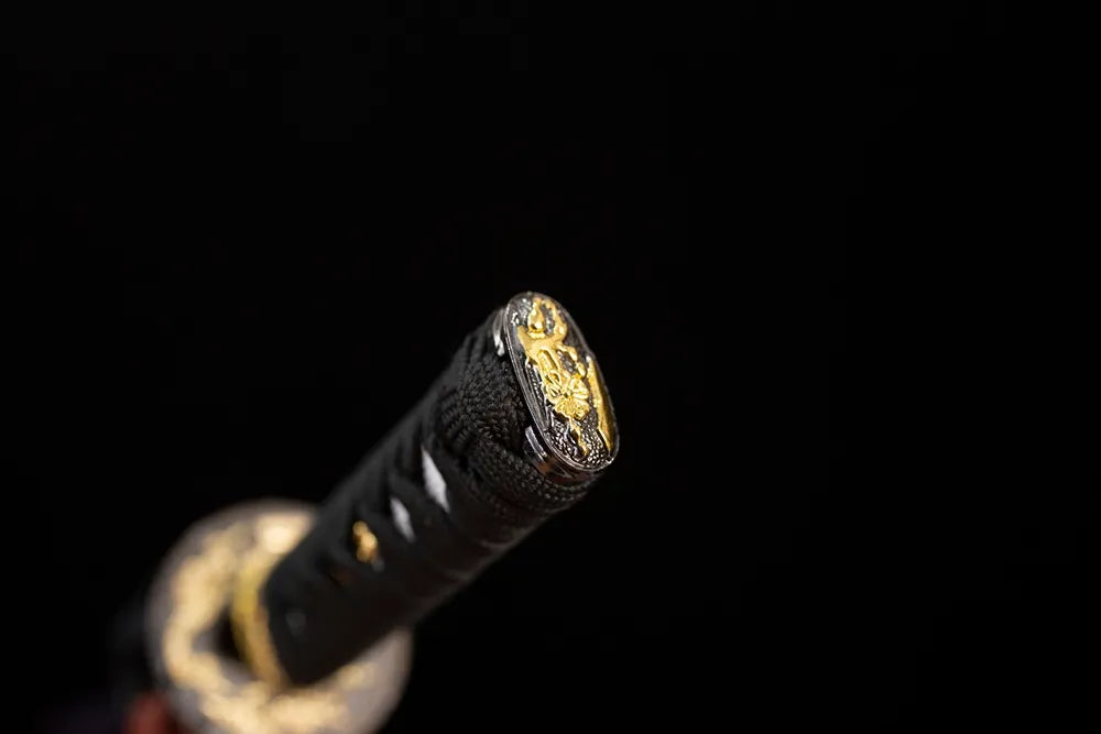 Mini 3D‑sculpted plum‑blossom‑scroll gilded‑alloy pommel‑cap detail shot‑short wakizashi