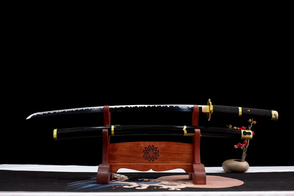 Flat fully‑drawn 1060 oil‑quenched Yubashiri blade wood rack shot