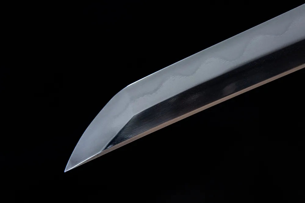 Kissaki tip closeup clear gunome hamon fully factory sharp training edge