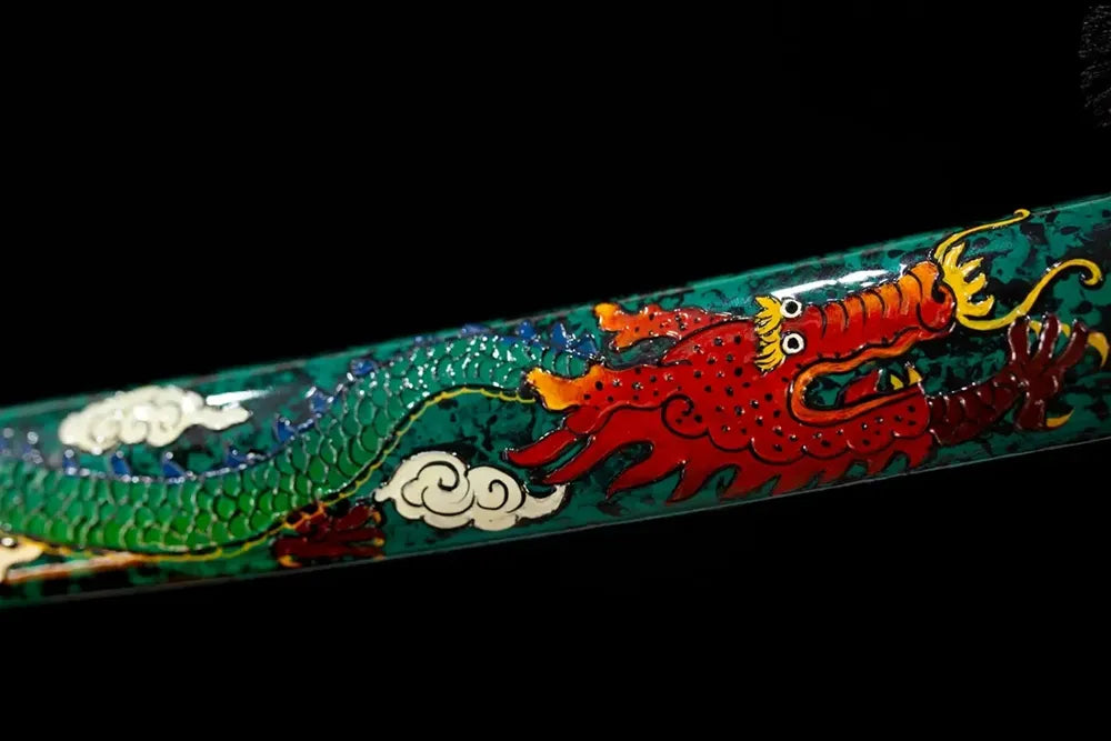 Mid‑section emerald‑green lacquer hardwood katana saya red‑dragon‑auspicious‑cloud graphic texture close‑up