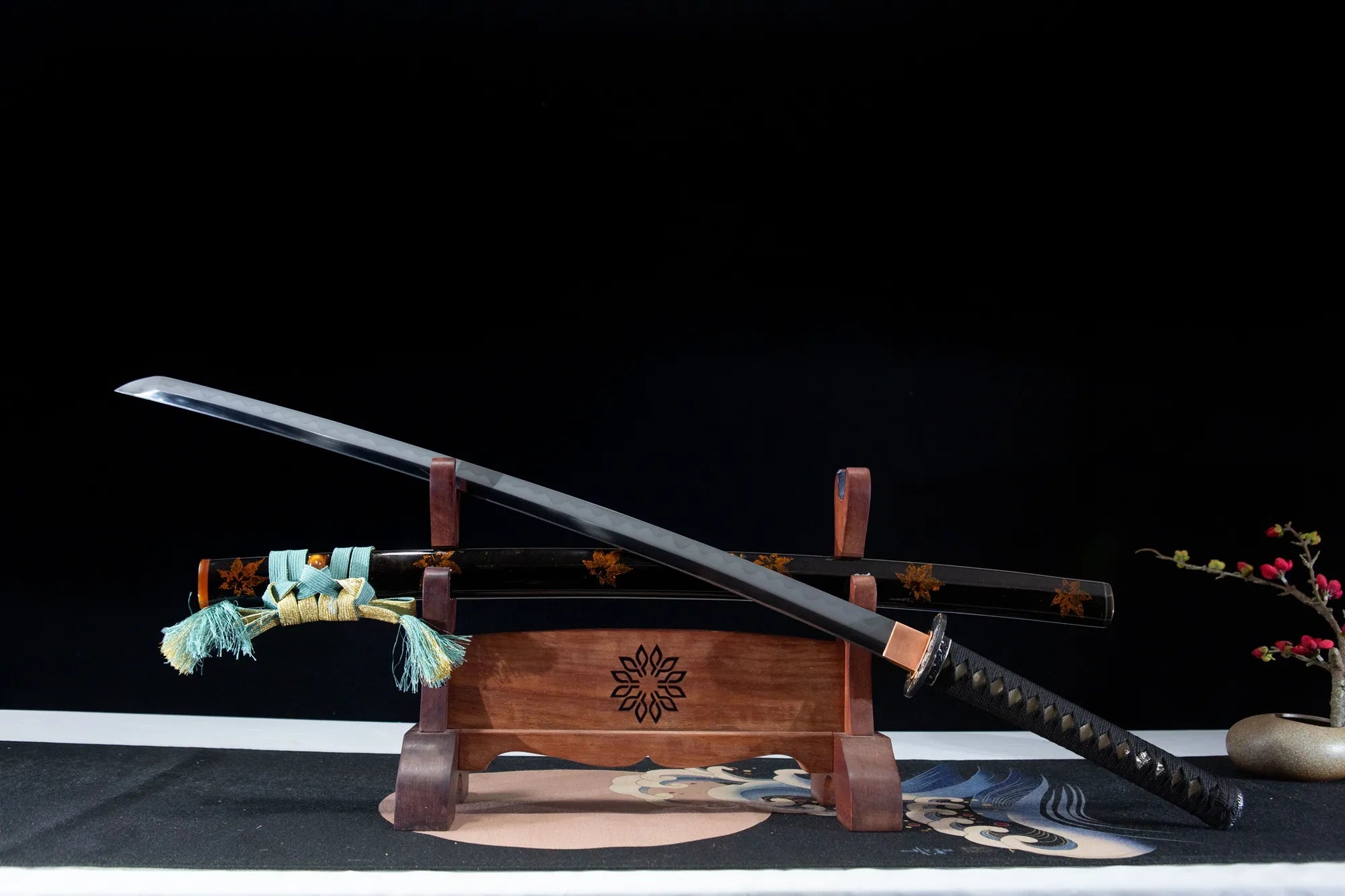 Dragon's Roar Auspicious Katana