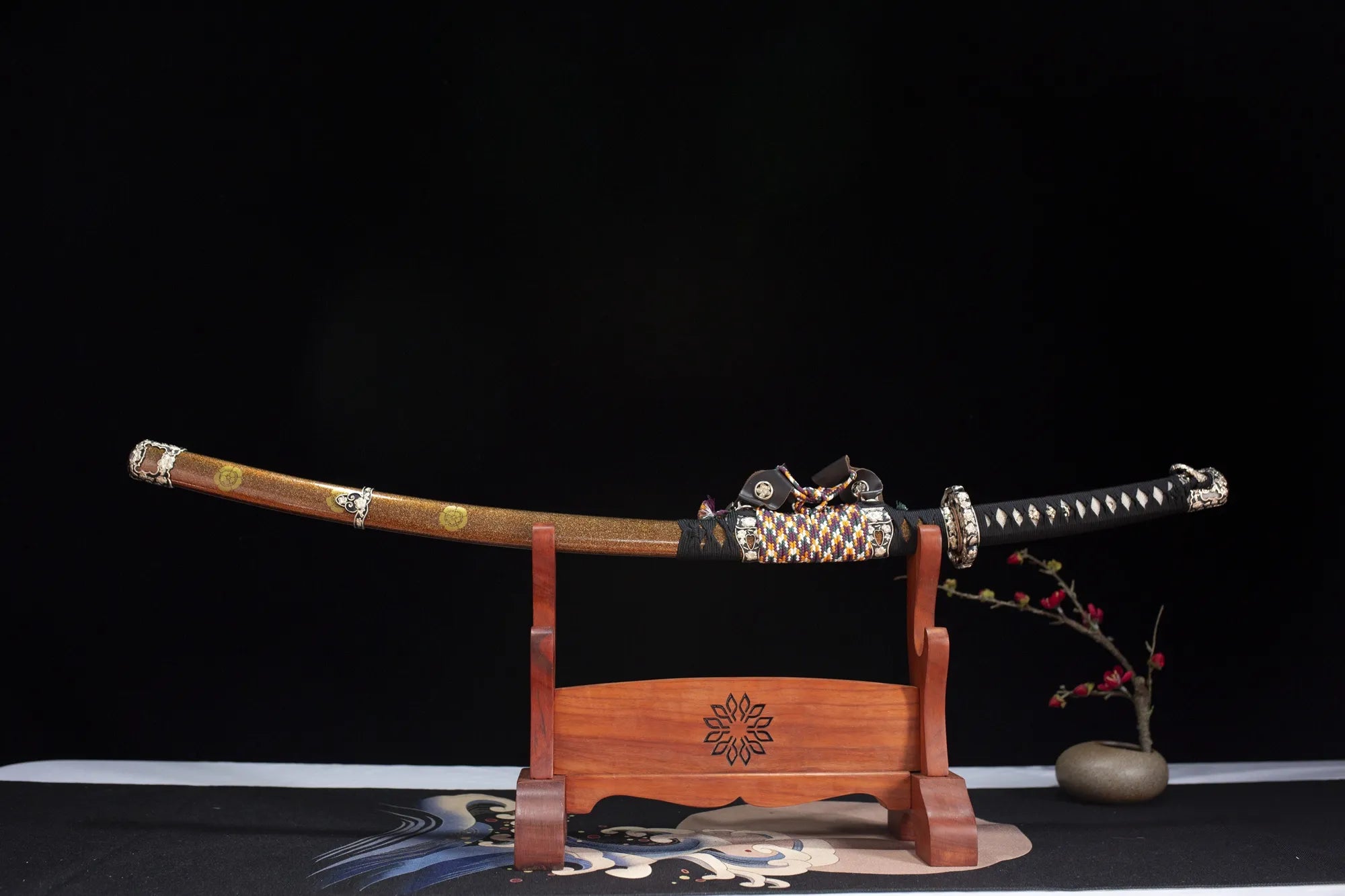 japanese tachi sword - rokudou no onna-tachi 