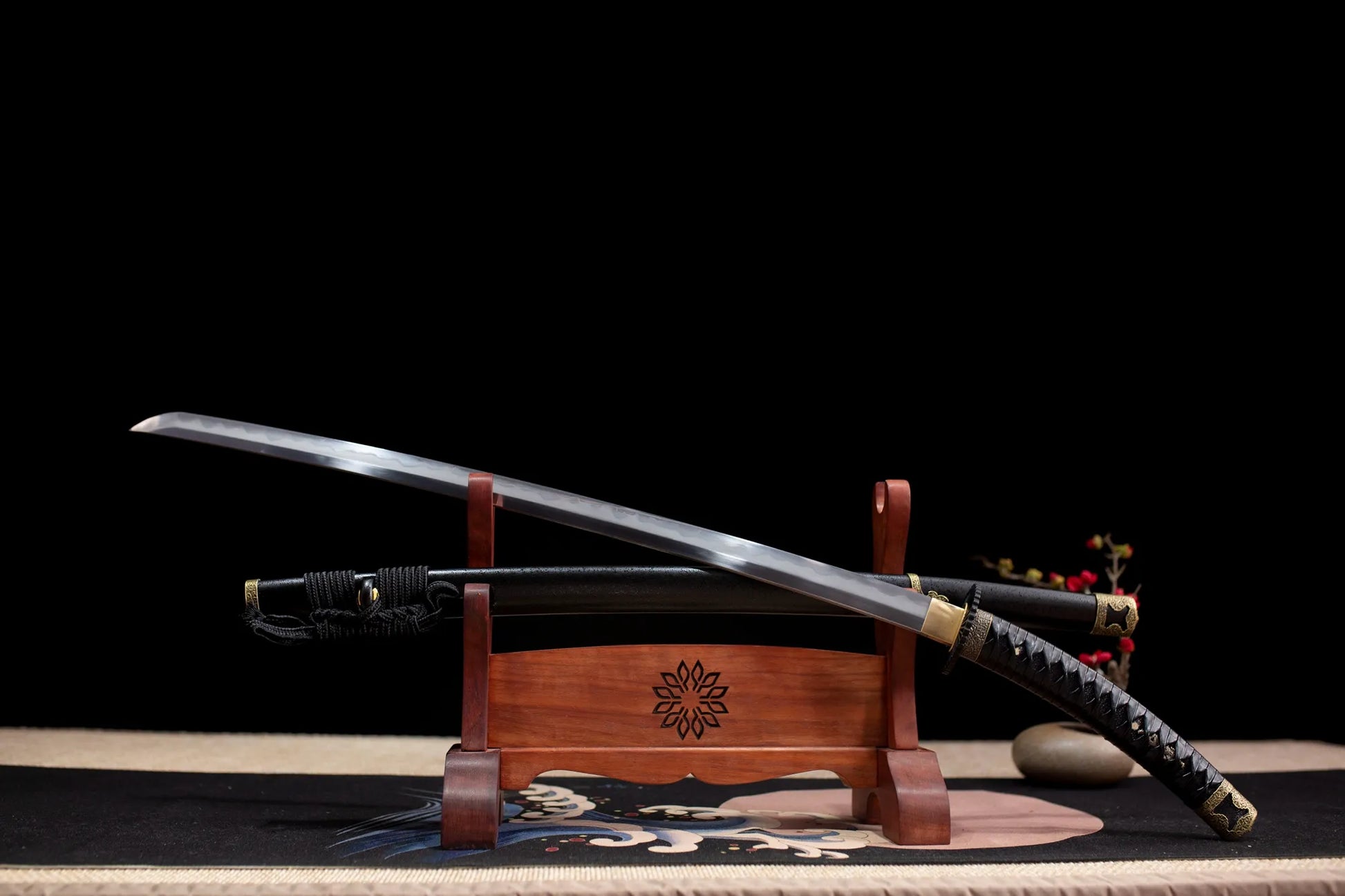 black tachi sword vs katana