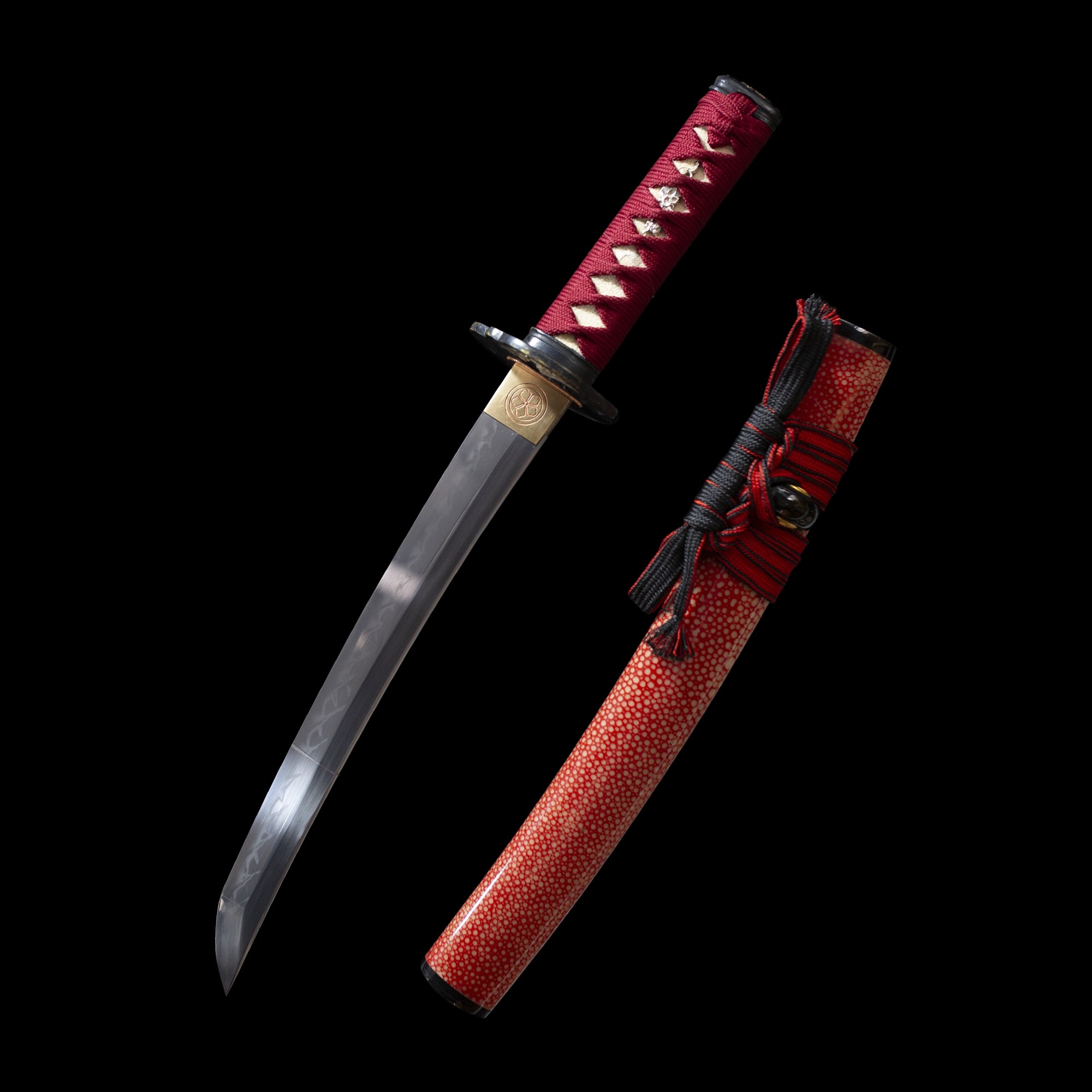 This wakizashi has red fish skin