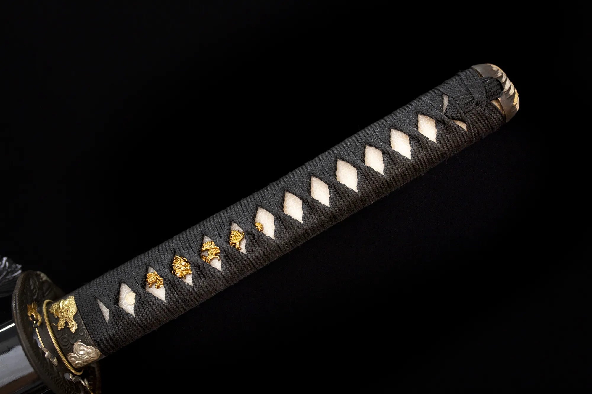 golden dragon katana